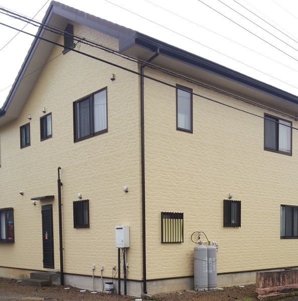 外壁を茶色にするメリット デメリット 施工事例と塗装のポイントも紹介 マイナビニュース 外壁塗装の窓口