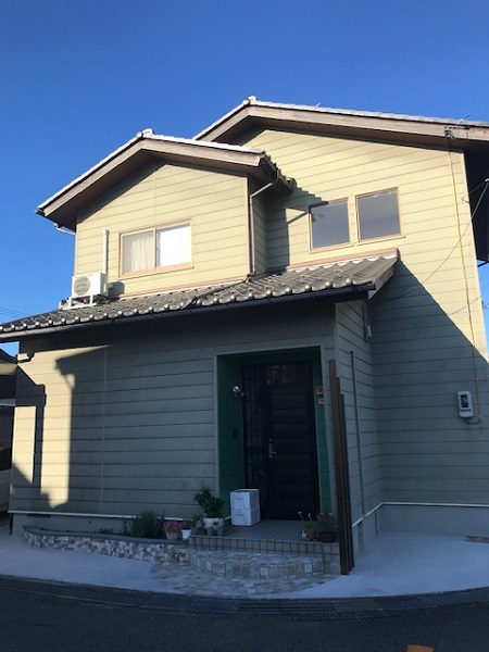 ガルバリウム鋼板にも塗装は必要 塗装をするタイミングや費用相場 マイナビニュース 外壁塗装の窓口