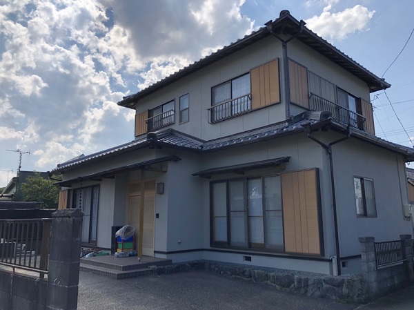和風住宅の外壁をおしゃれに仕上げるポイントは 色選びで注意すべき点を解説 マイナビニュース 外壁塗装の窓口
